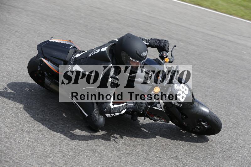 /Archiv-2024/29 12.06.2024 MOTO.CH Track Day ADR/Gruppe rot/88